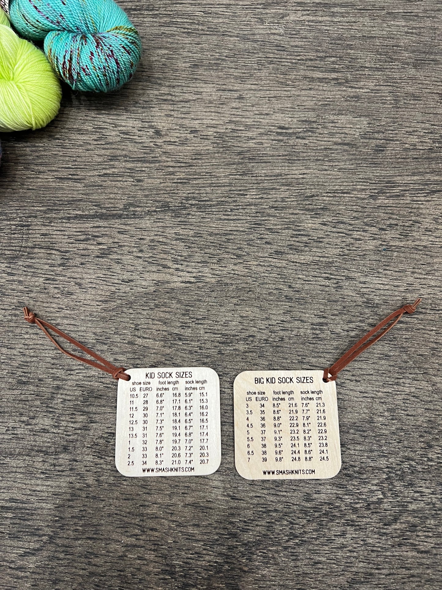 Wooden Knitter Reference Tool - kiddo sock sizes
