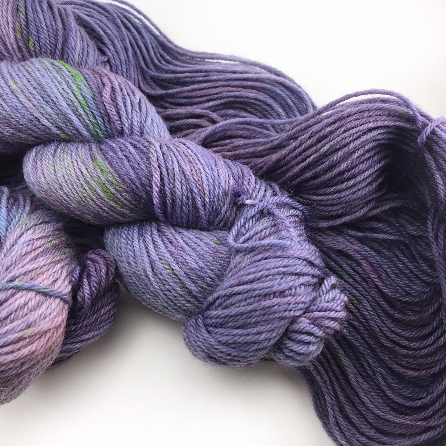 Canadian Hand Dyed Yarn “NORTHERN TOWN” Purple Blue Red Lime Variegated Speckled Superwash Merino Knitting Yarn DK Weight 100g Ready To Ship