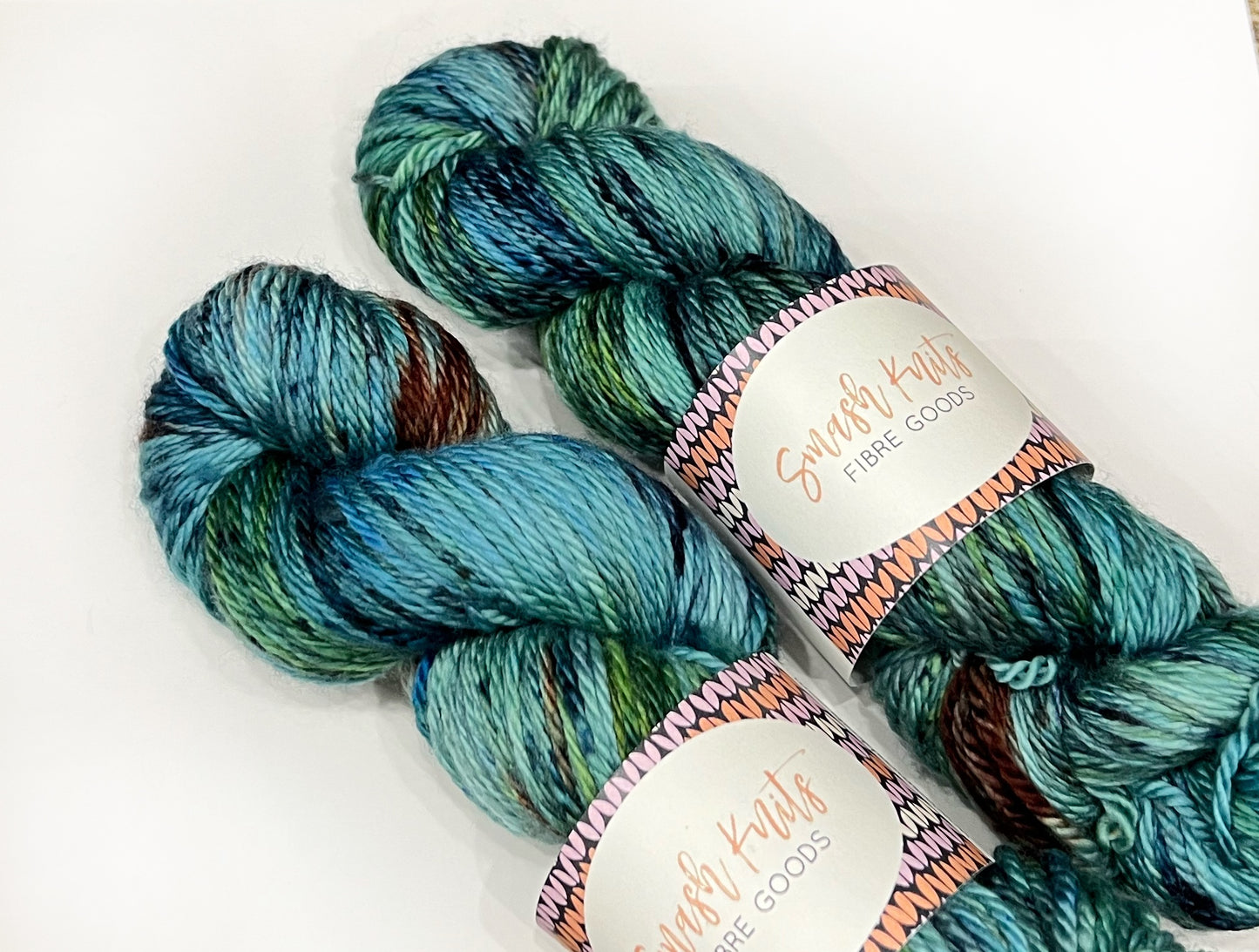 THE WORLD IS YOUR OYSTER - Teal Blue Green Grey Brown Speckled SUS or Worsted