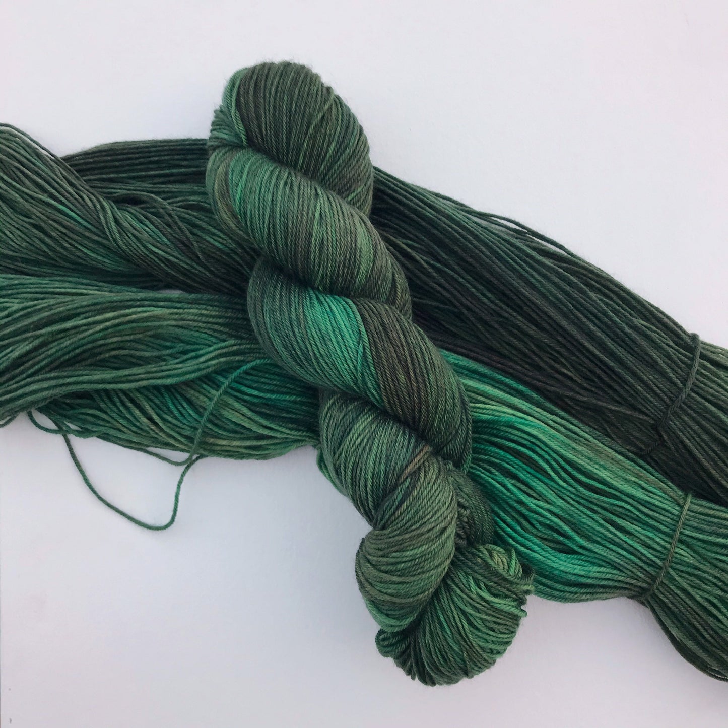 PINING FOR DECEMBER - Green Emerald Pine Toffee Tonal SS