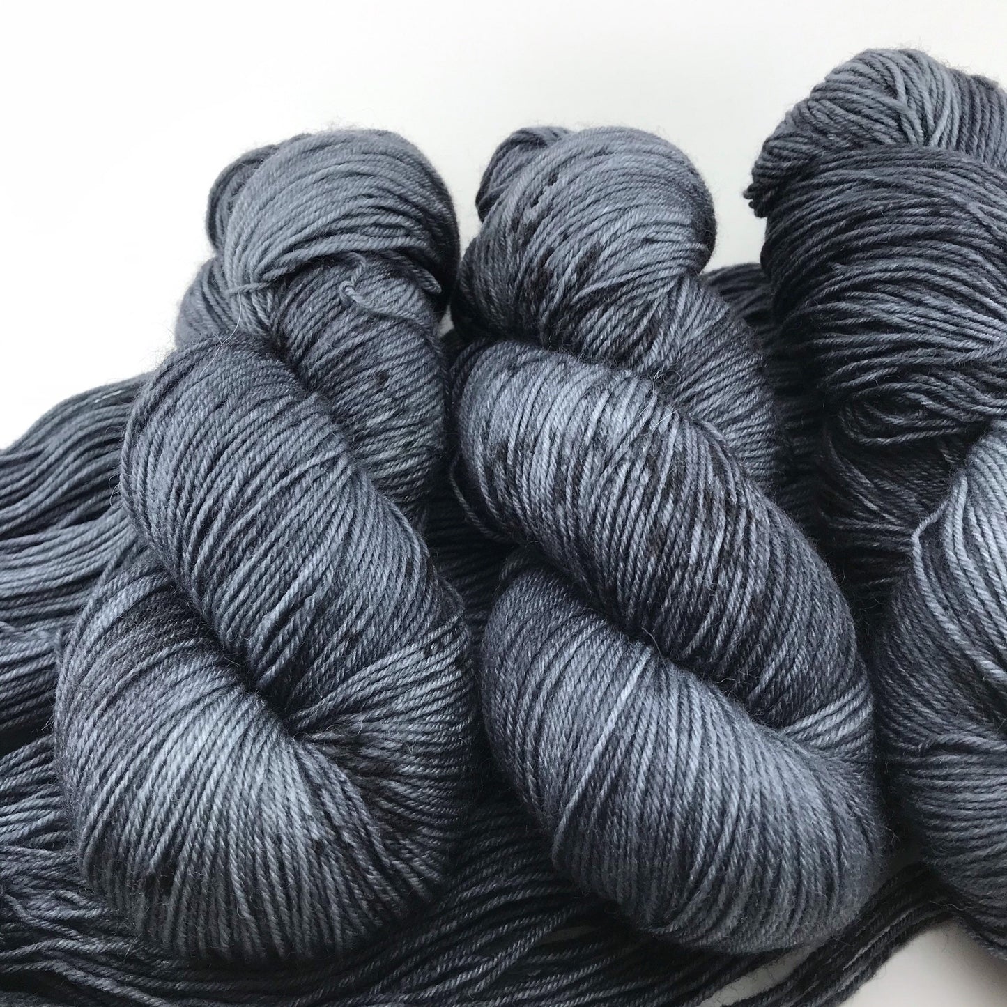 SKIES ARE GREY - Tonal Grey Black Speckled SUS