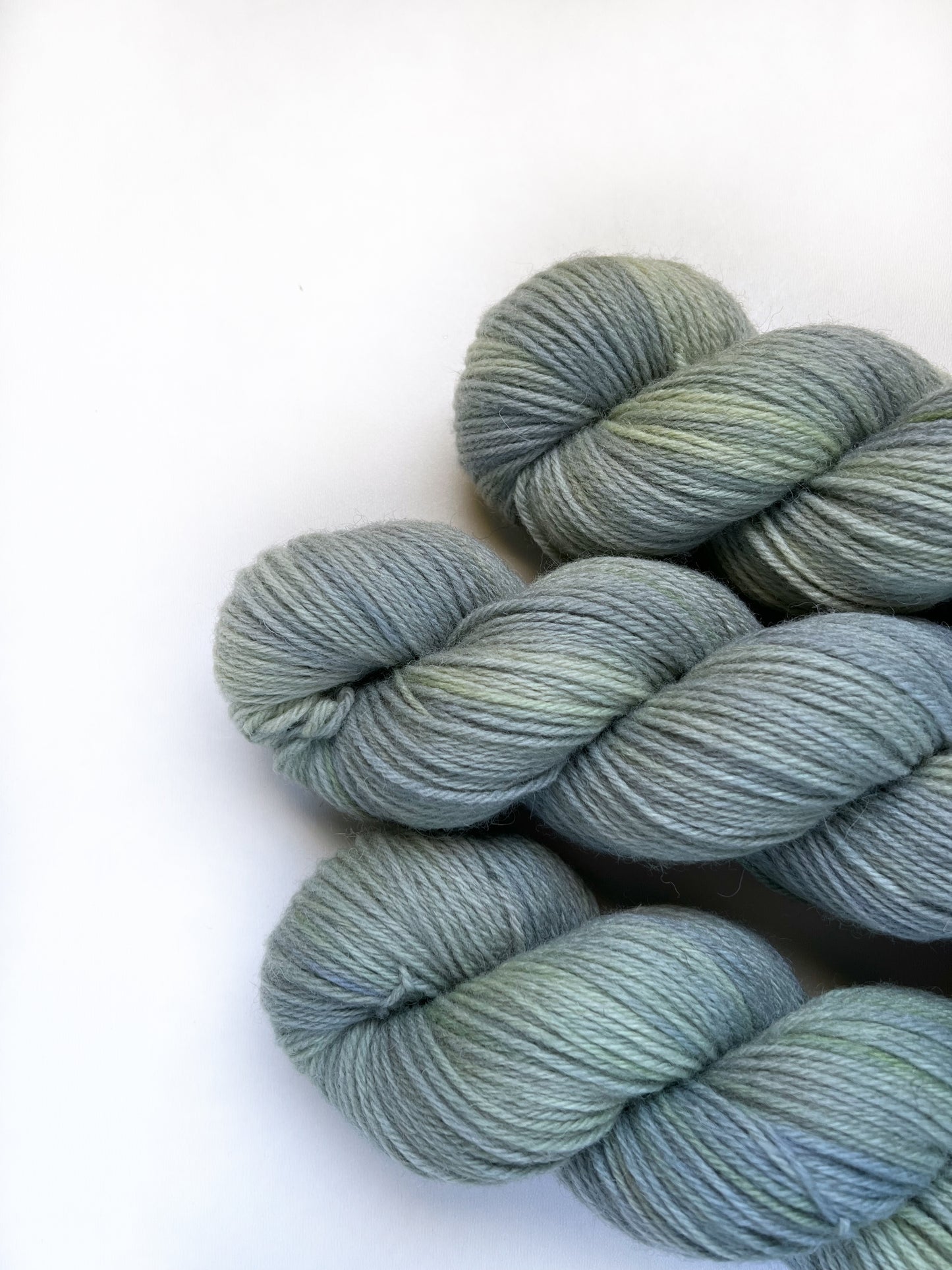 MEADOWS - Green Cream Tonal Non Superwash Wool Worsted