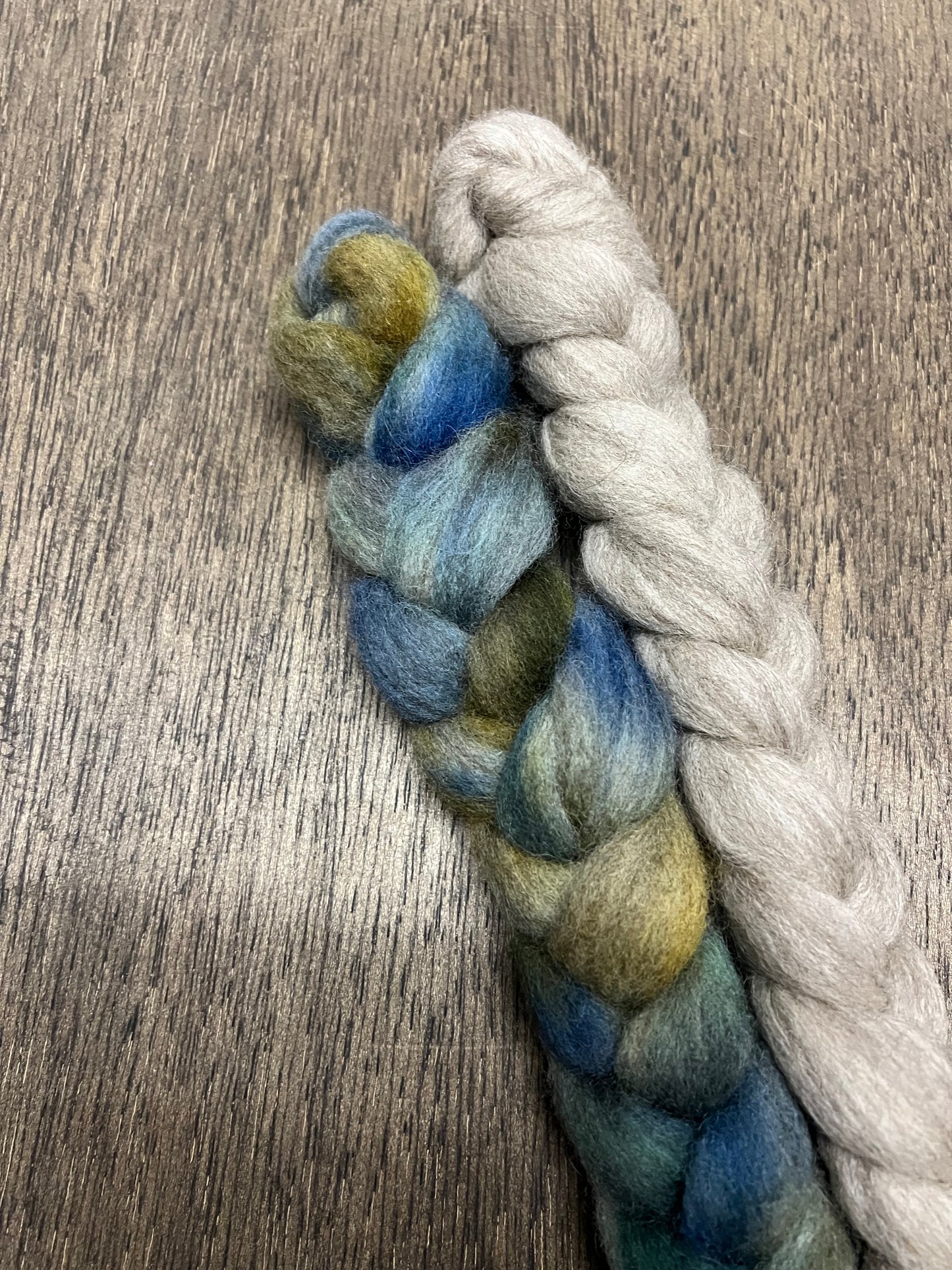 Hand Dyed Spinning Fibre Corriedale Cross Roving Non Superwash 2x50 grams