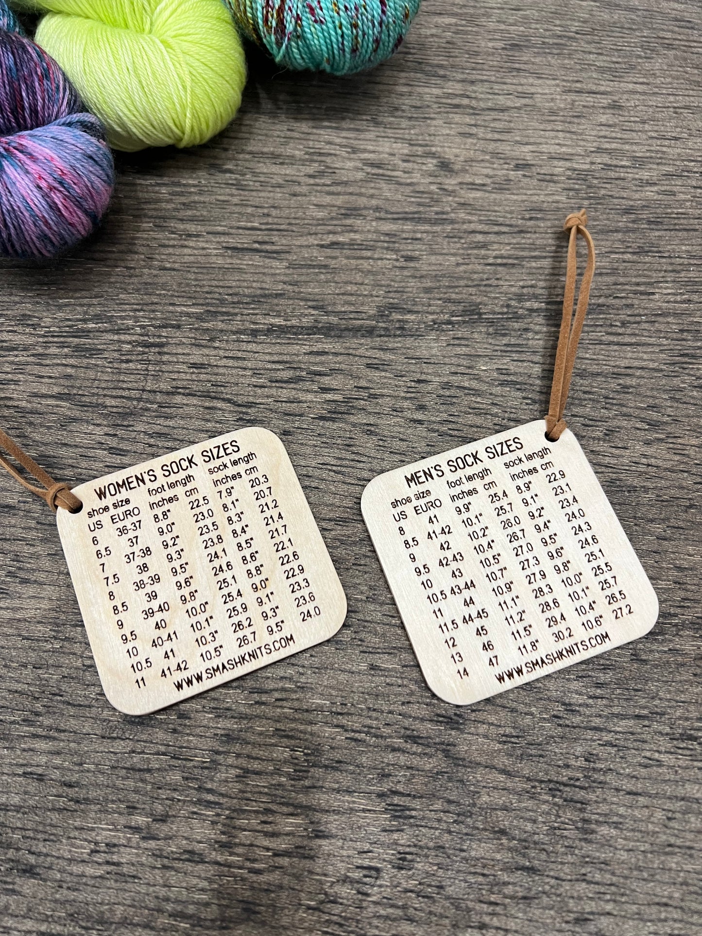 Wooden Knitter Reference Tool - adult sock sizes