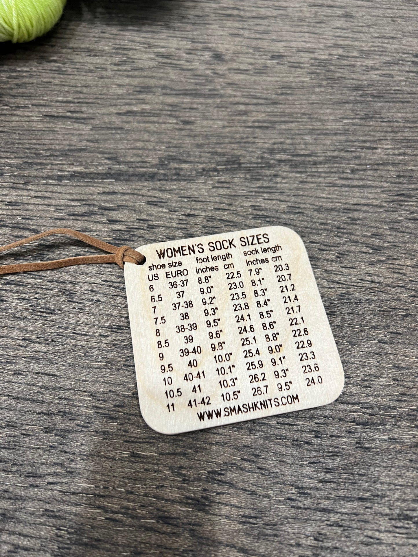 Wooden Knitter Reference Tool - adult sock sizes