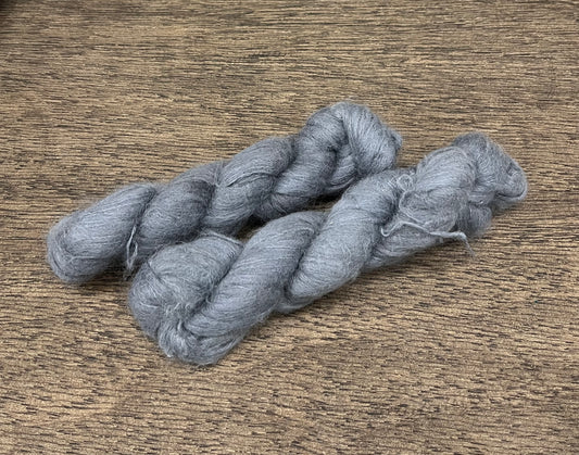 TITANIUM - Medium Grey Tonal Suri Fingering