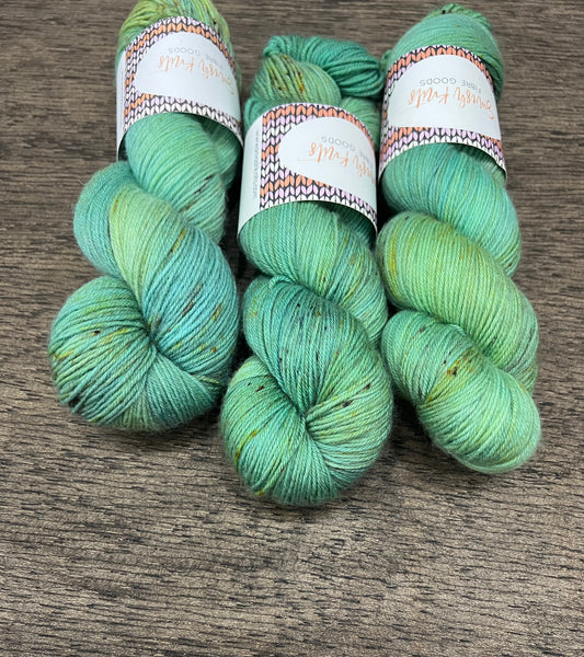 TERRA NOVA - Green Blue Yellow Brown Speckled Fingering DK Worsted