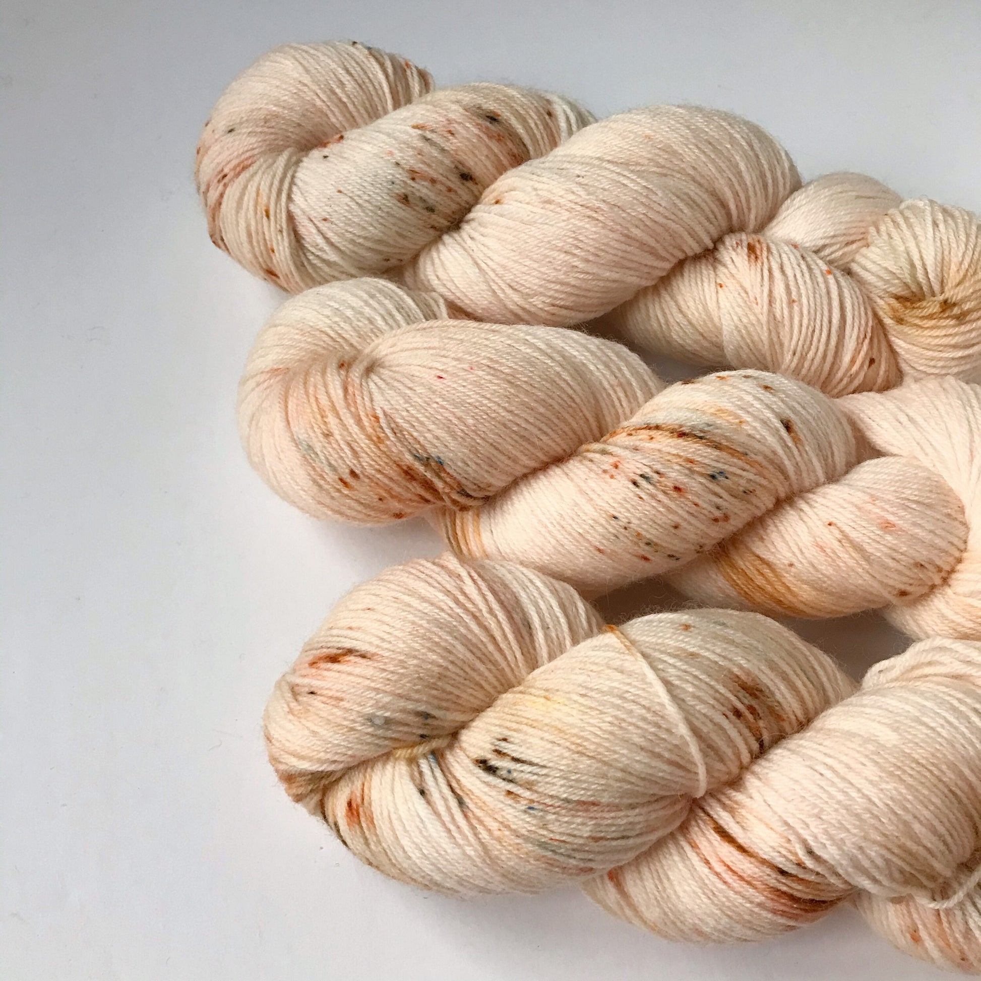 Hand Dyed Yarn “PEACH PEPPER” Orange Cream Olive Brown Superwash Merino DK Weight Yarn, Ready to Ship 100g 246 yards