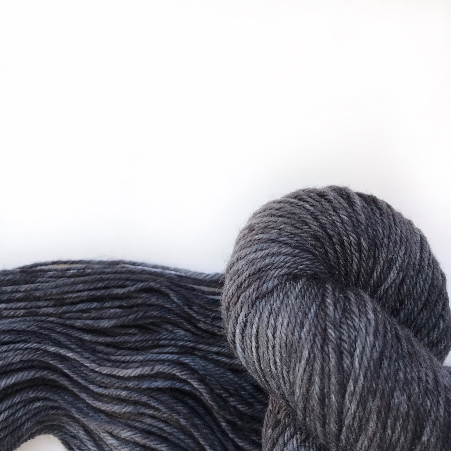Hand-Dyed DK Yarn: Grey Black Speckled Superwash Merino, 100g