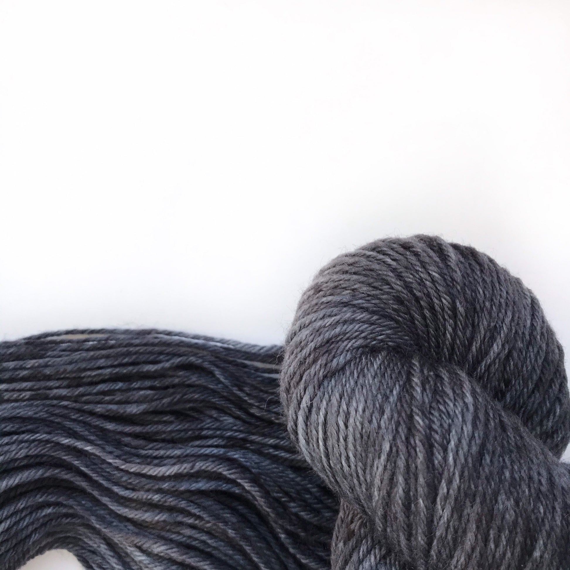 Hand-Dyed DK Yarn: Grey Black Speckled Superwash Merino, 100g