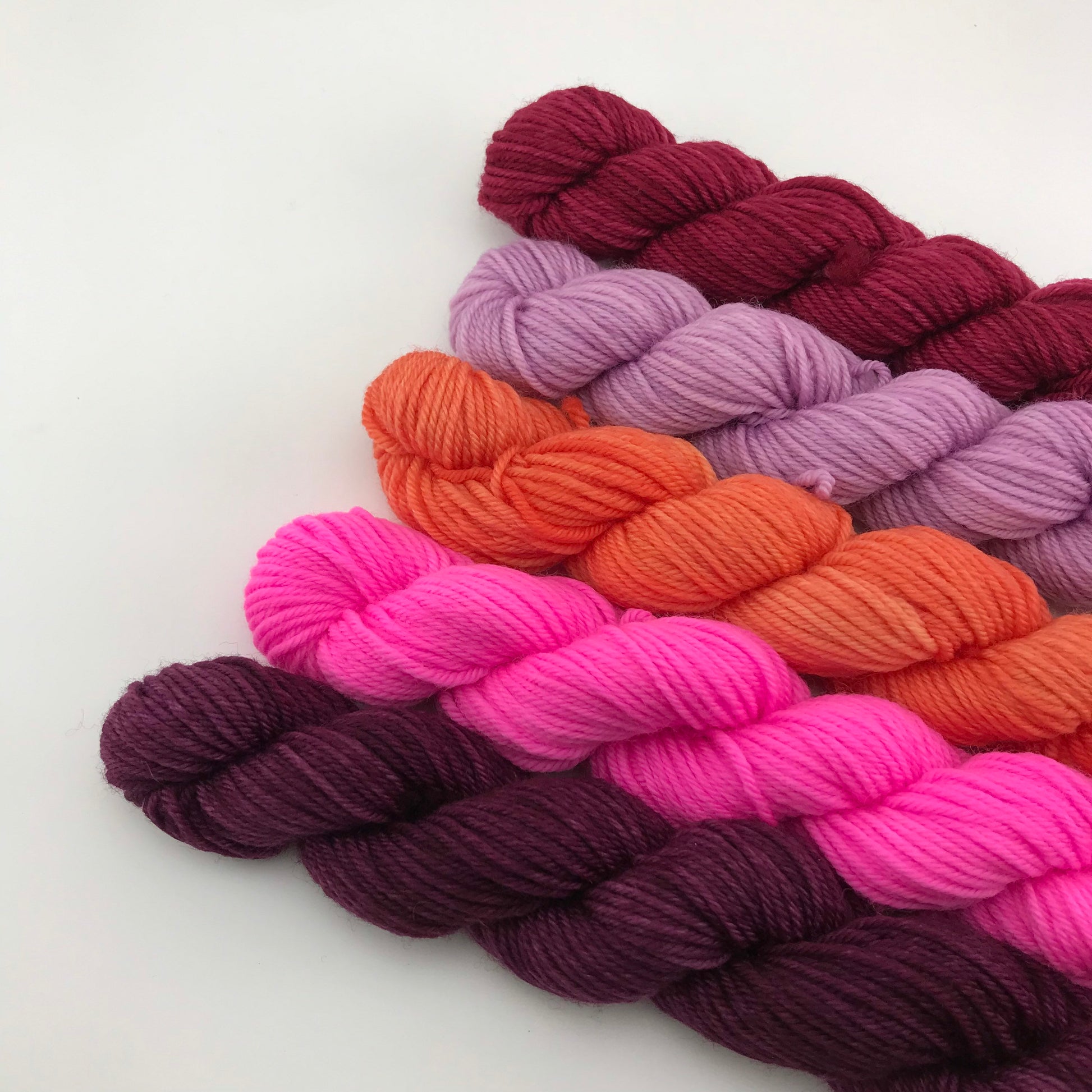 Valentine's Day Hand Dyed Mini Skein Set, Stitch Stoppers, Wooden Tool, SW Merino Fingering Yarn Coral Pink Red Neon Gift for Knitters