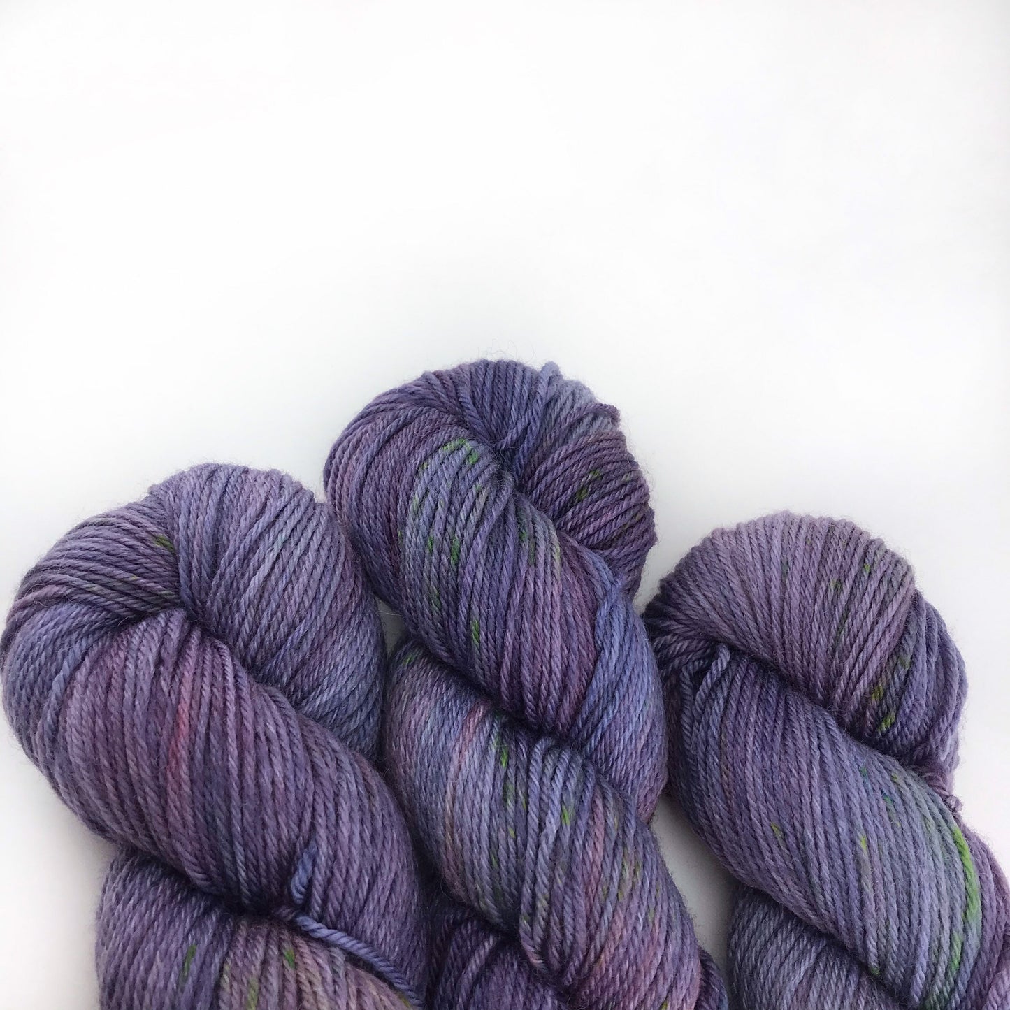 Canadian Hand Dyed Yarn “NORTHERN TOWN” Purple Blue Red Lime Variegated Speckled Superwash Merino Knitting Yarn DK Weight 100g Ready To Ship