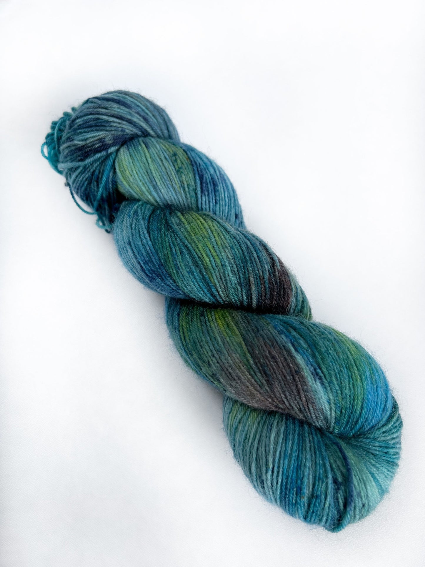 Handdyed Yarn “The World is YOUR OYSTER ” Teal Blue Green Superwash Merino, Fingering 100g