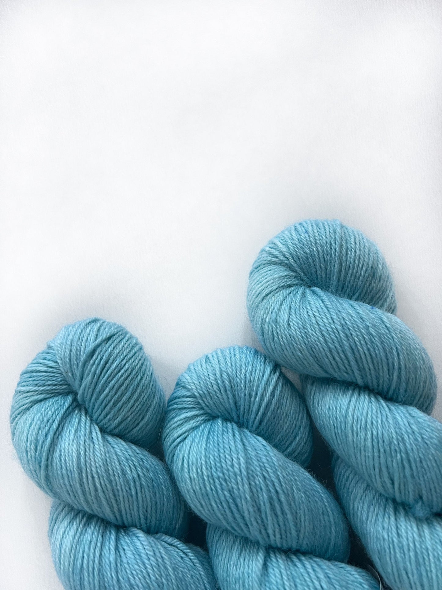 Hand-Dyed DK Superwash Merino Yarn: "BABY SHARK" Turquoise Green