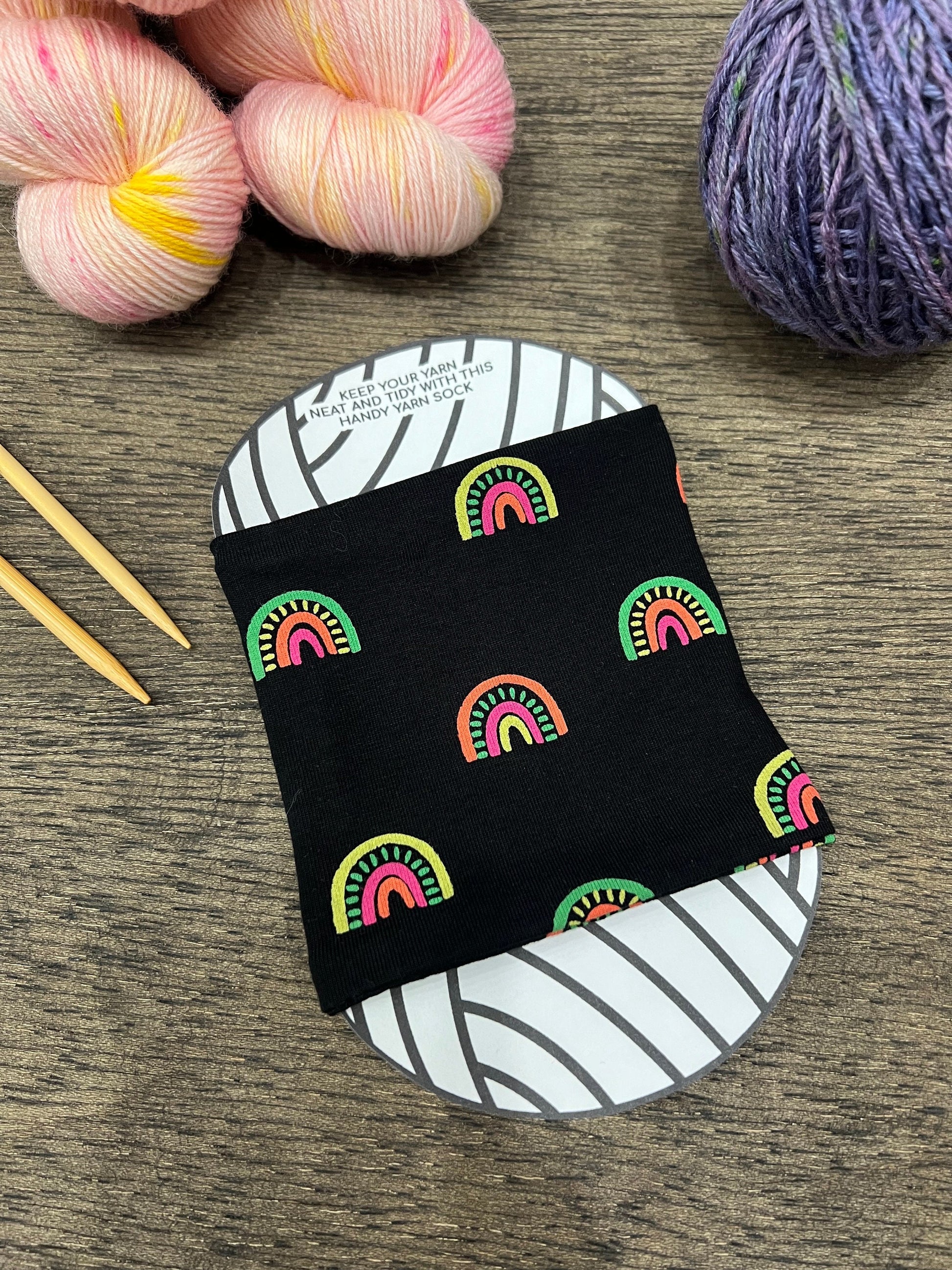 Cotton Yarn Cake Cozy: Skein Sleeve, Yarn Minder