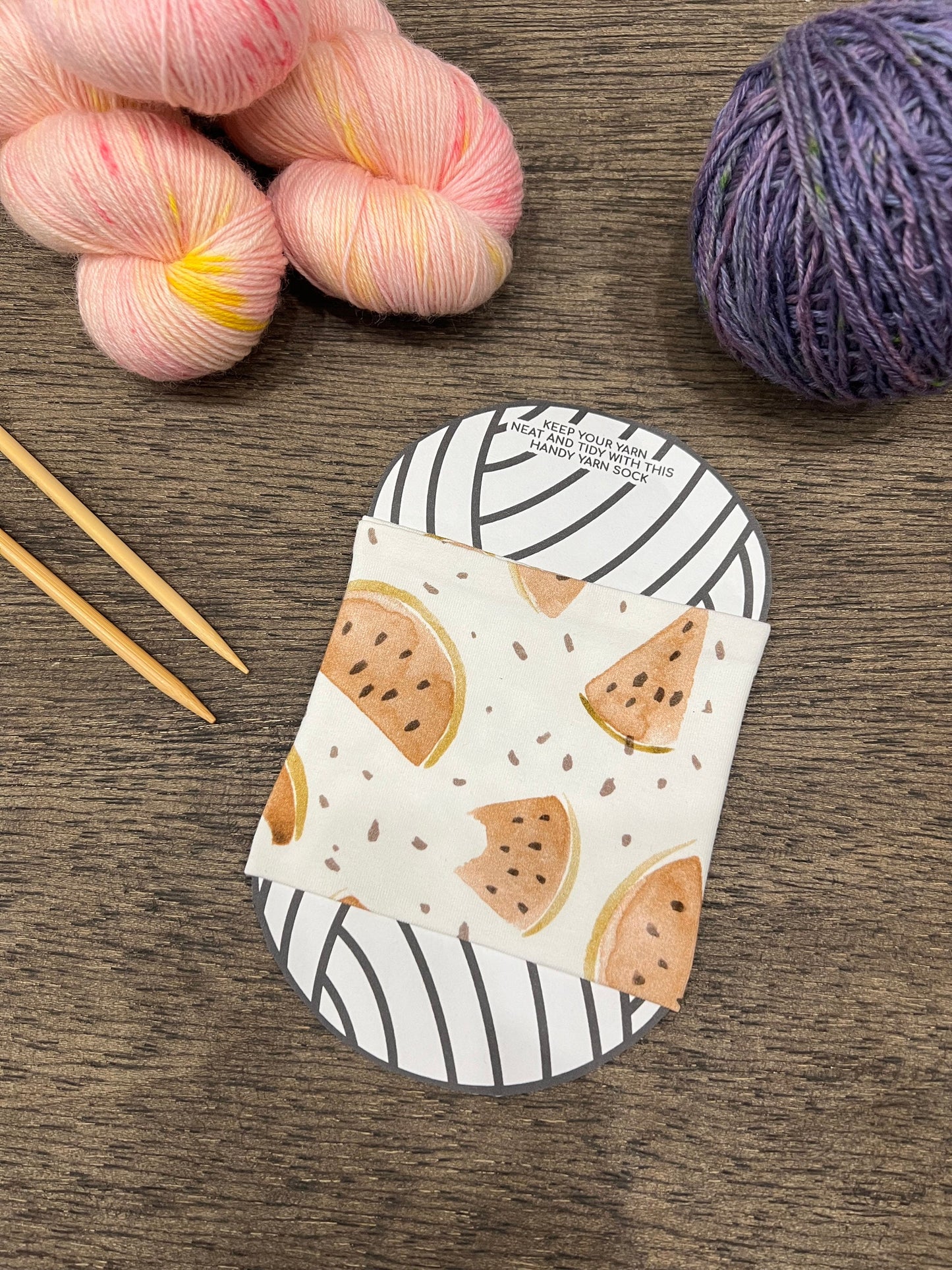 Yarn Cake Cozy: Cotton Jersey Skein Sleeve, Yarn Minder