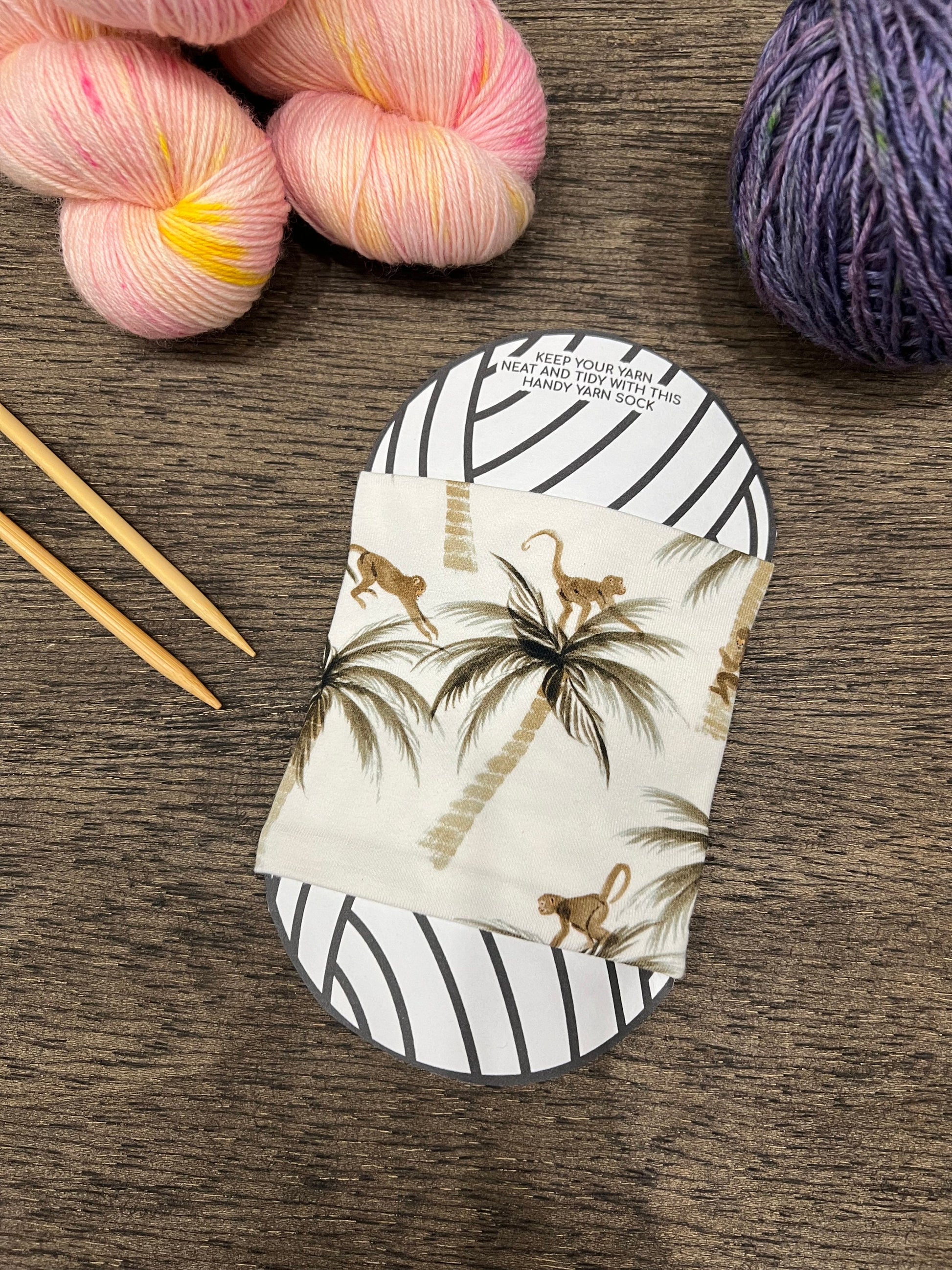 Yarn Cake Cozy: Cotton Jersey Skein Sleeve, Yarn Minder