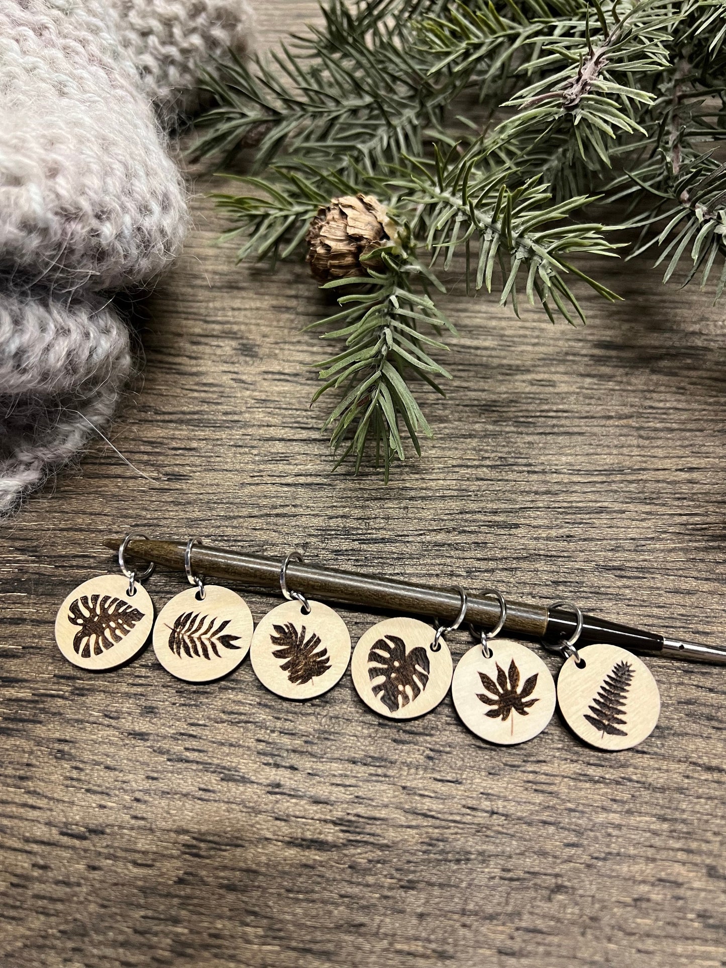 Wooden Knitting and Crochet Stitch Marker Set - PLANT LOVER