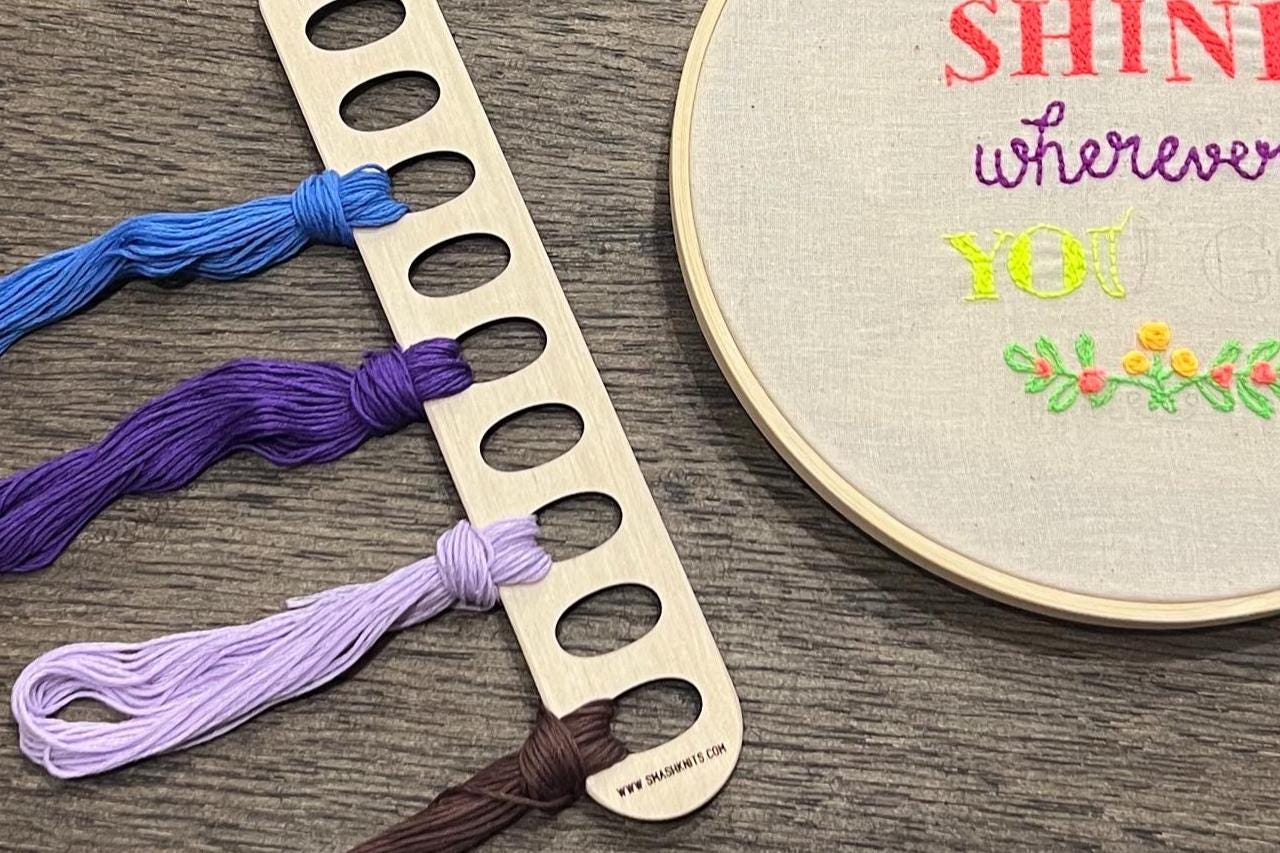 Wooden Embroidery Floss Holder - Tool for Embroiders and Stitchers