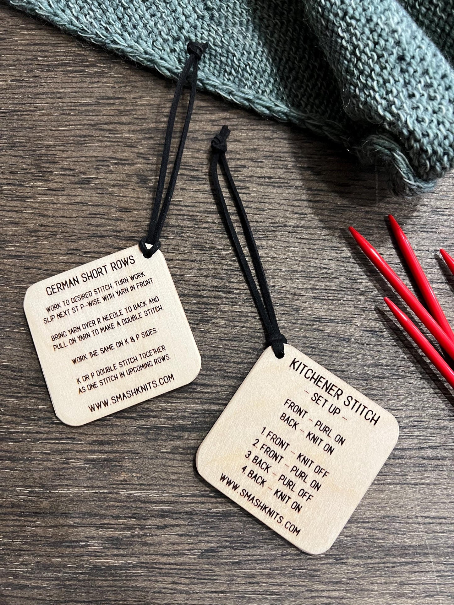 Reference Tool for Knitting Wooden Info Card - Kitchener Stitch and German Short Rows