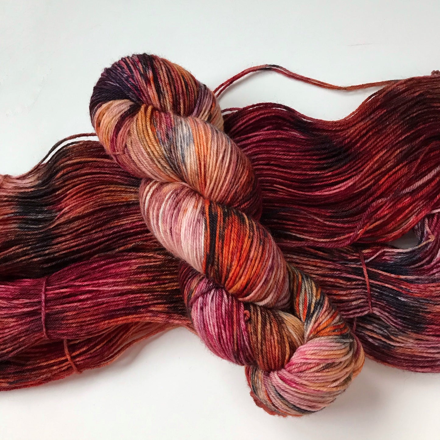 CRUNCHING LEAVES Burgundy Orange Navy Cream SS