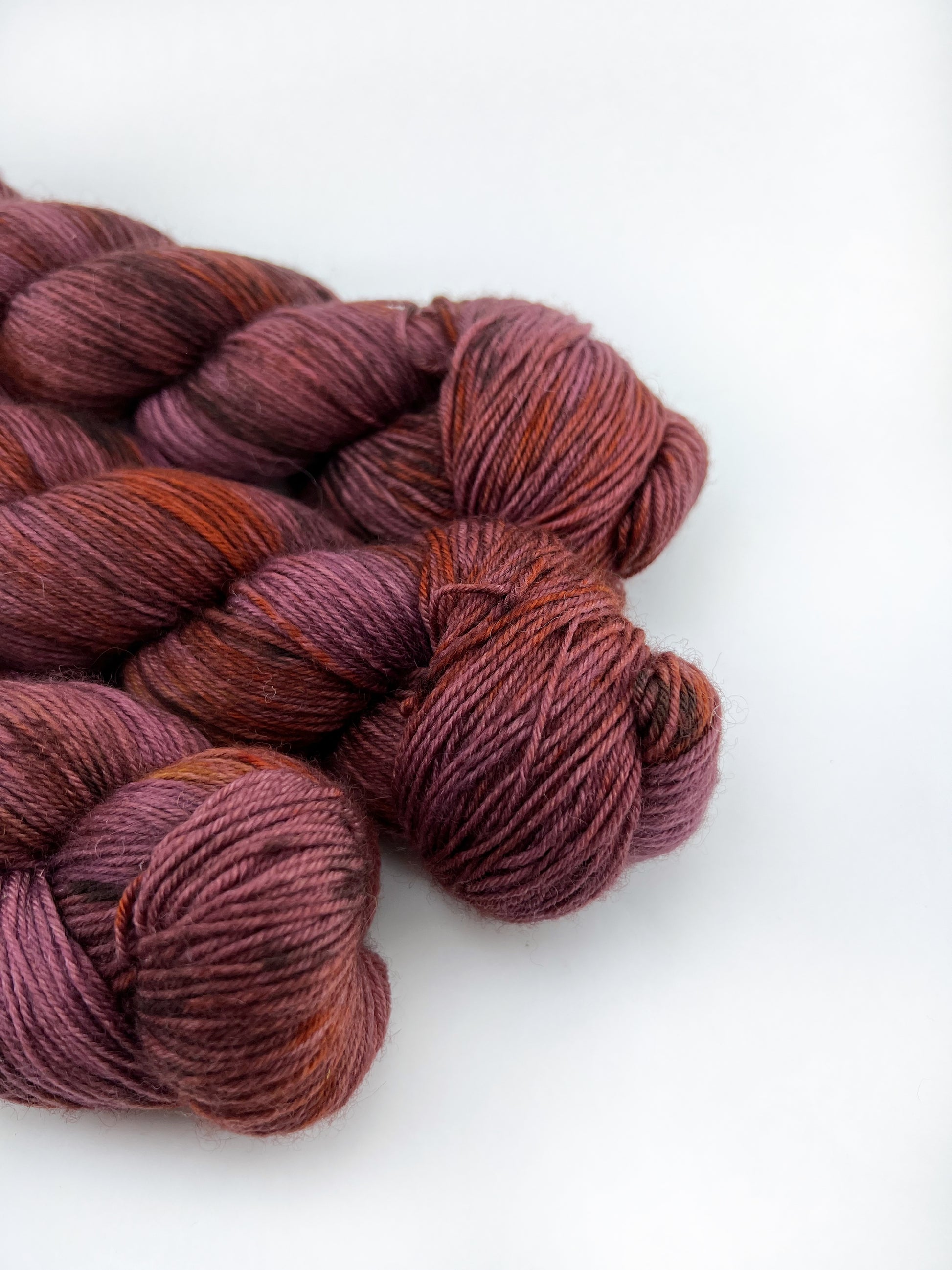 OOAK #6 - Red Rust Mauve Moody Variegated SUS – Smash Knits